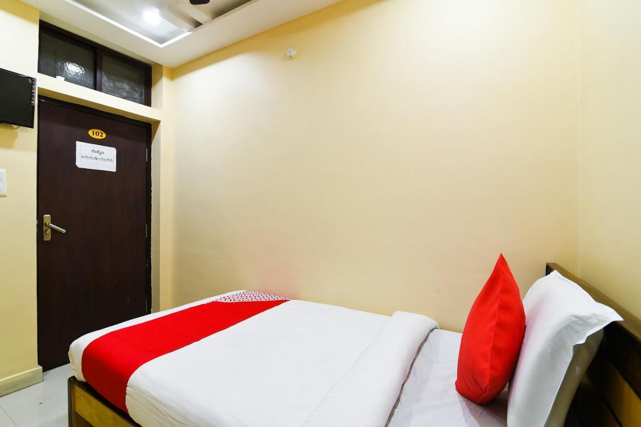 ホテルRamesh Residency アナンタプル エクステリア 写真