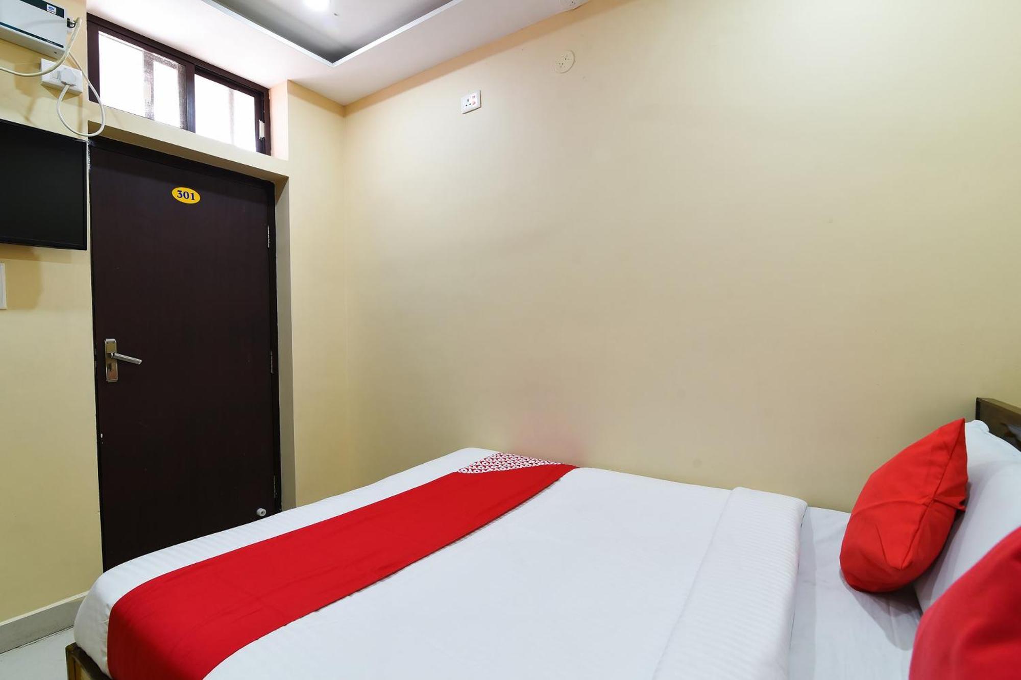 ホテルRamesh Residency アナンタプル エクステリア 写真